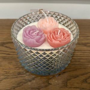 Jessica Simpson Pastel Peony 3 Wick Candle with Iridescent Holder 18oz